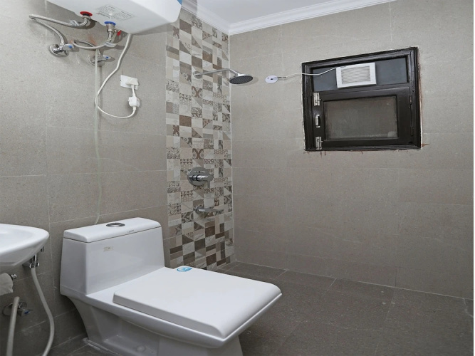 OYO 10581 Platinum Residency