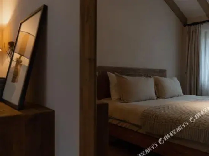 Bed in Dorm
