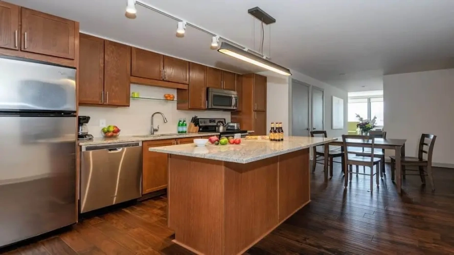 2 Bedrooms Apartment