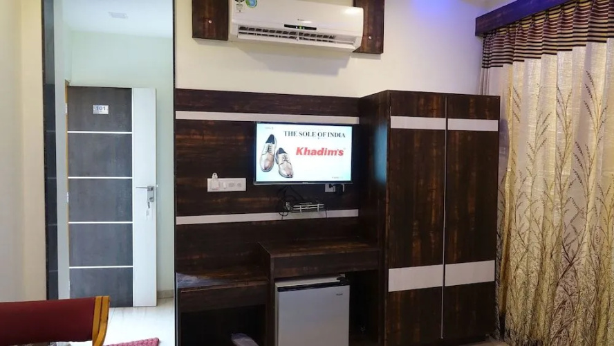 Hotel Keshav