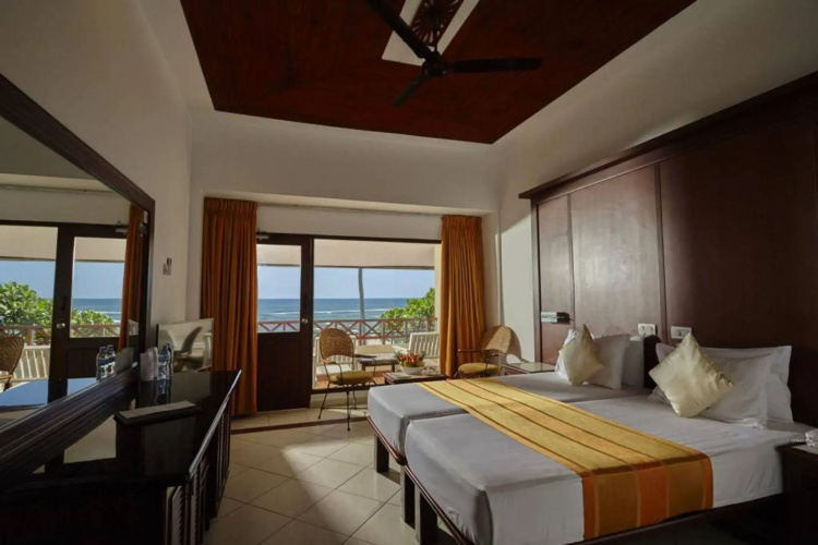 Coral Sands Hotel
