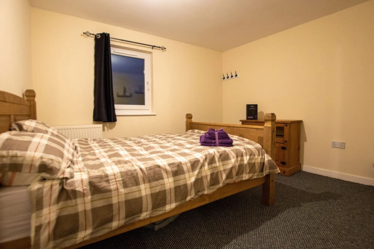 Fresh 4-bed Apartment