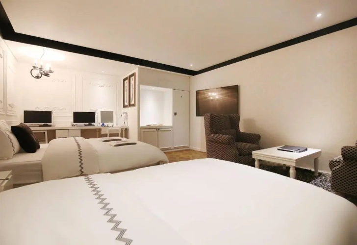 Superior Twin room