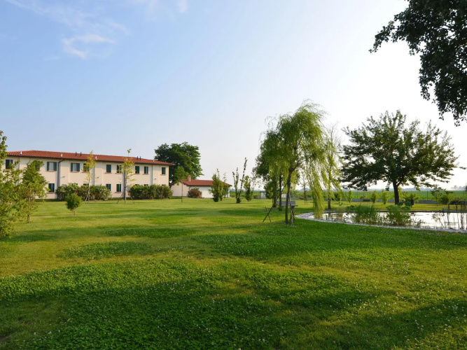 Quaint Apartment in Codigoro with Pool and Sauna
