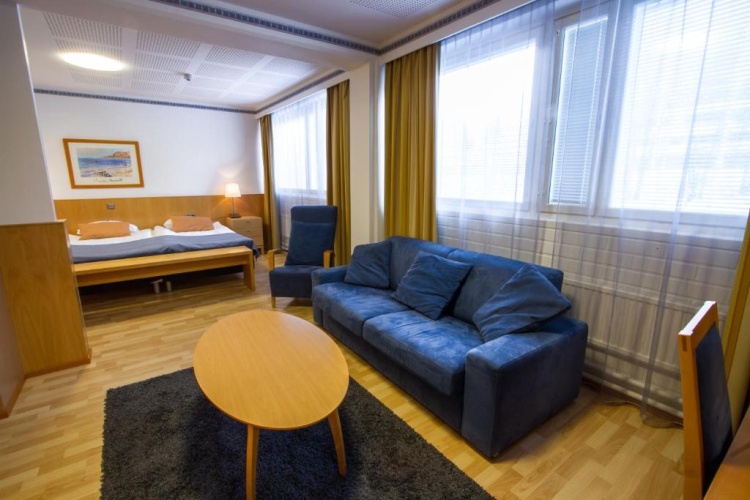 Double Suite