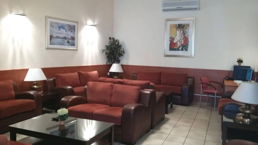 Aristoteles Hotel