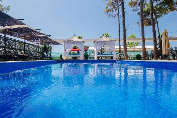 New Akileda Beach Hotel