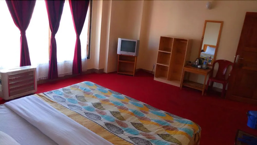 City Hotel