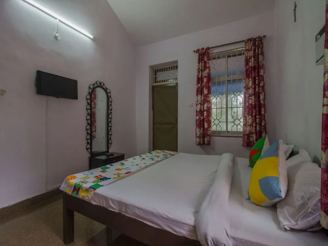 OYO 16923 Home Graceful Studio Miramar