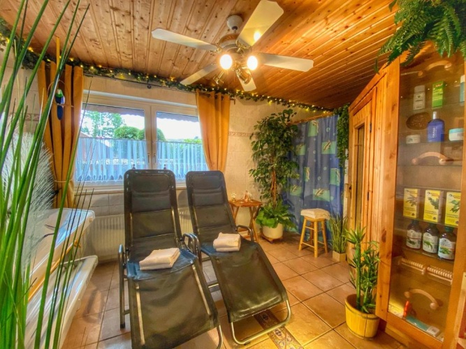 1 Bedroom Apartment with balcony and with view