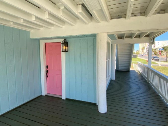 2 Bedrooms Cottage