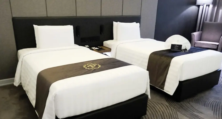 Pearl Executive Twin room