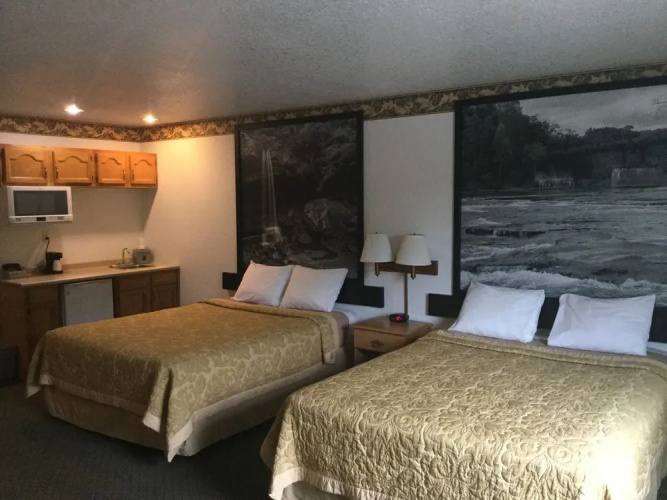 Super 8 Uniontown PA