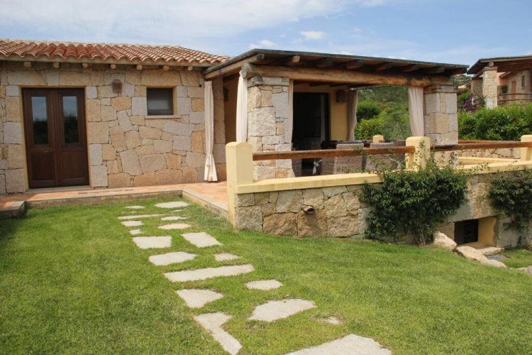 2 Bedrooms Cottage