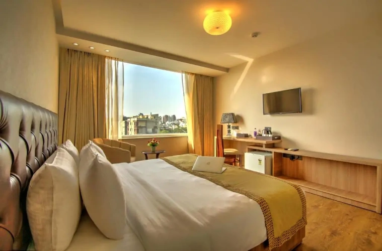 Deluxe room with city view