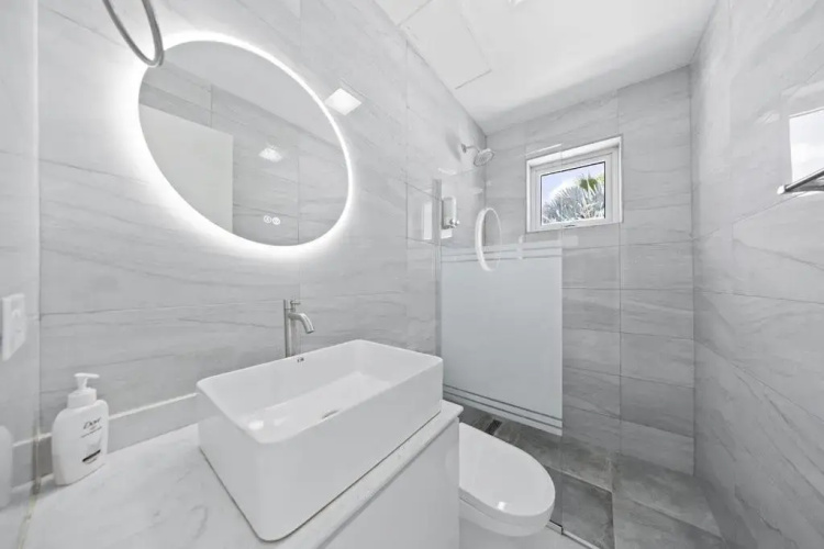 Apricity Suites