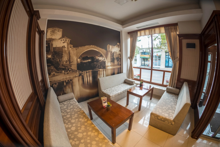 Hotel Bristol