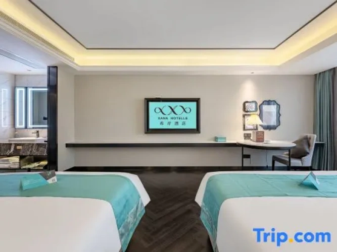 Deluxe Double room with view