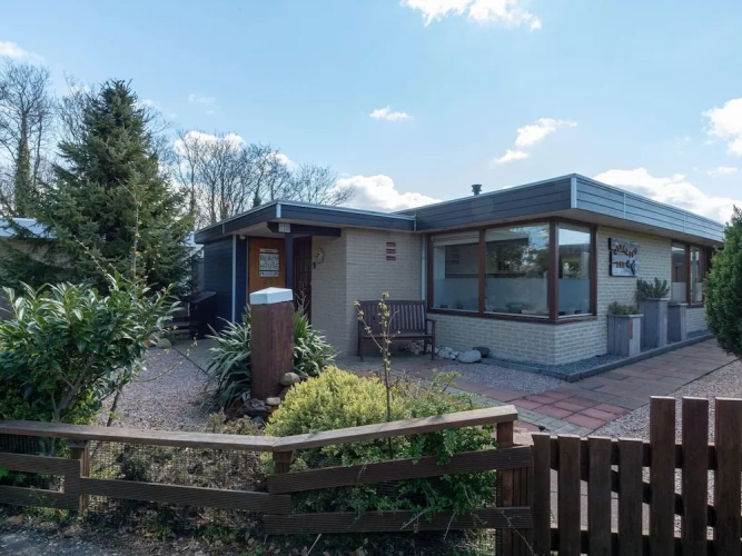 2 Bedrooms Cottage