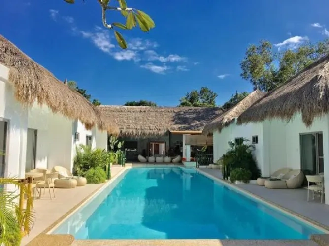 Deluxe Double Suite with pool view