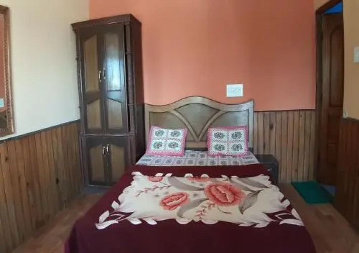 Tushar House Home Stay