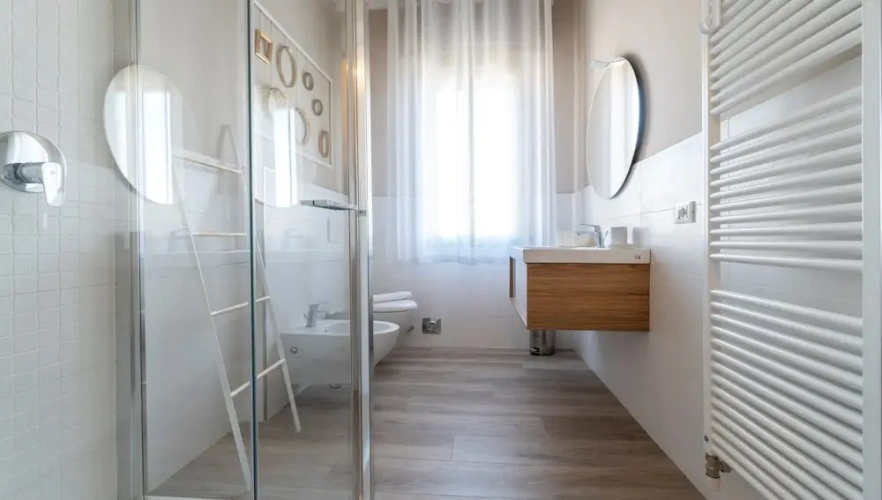 1 Bedroom Apartment with balcony