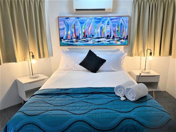 Deluxe Apartment
