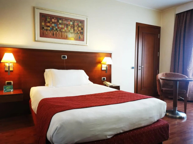 Holiday Inn Cagliari by IHG