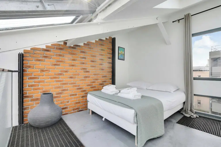 Chic & Spacious Loft 3br/6p Paris Center