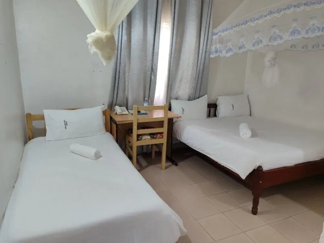 Garden Courts Hotel Masaka