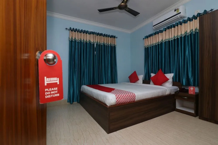 OYO 22042 Executive Guest House
