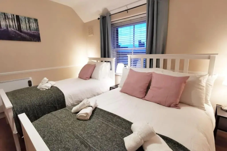 Very Central 1bed new refurbish