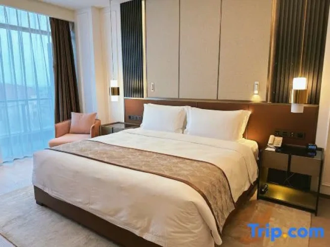 Deluxe Double Family Suite