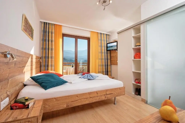 Standard Double room with view
