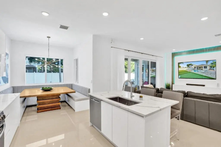 Mimosa Sunrise Villa