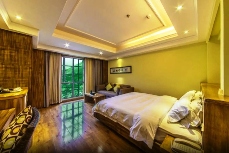 Howard Johnson Life Mountain View Chengdu