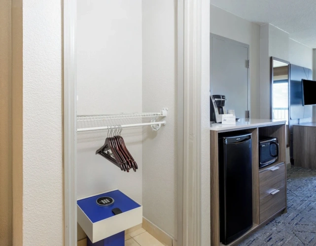 Standard Double room with balcony and oceanfront
