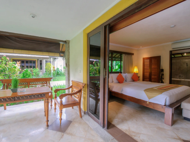 Hotel Vila LumbungOver view