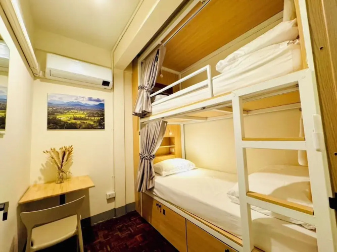 Charming Hostel