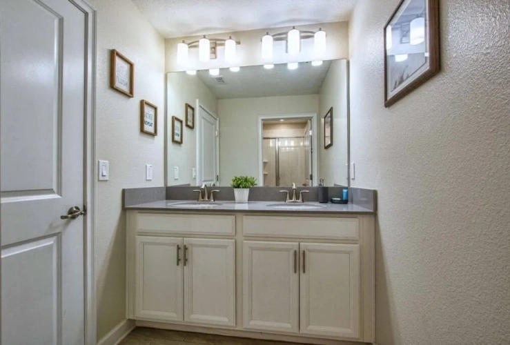 4 Bedrooms Standard room