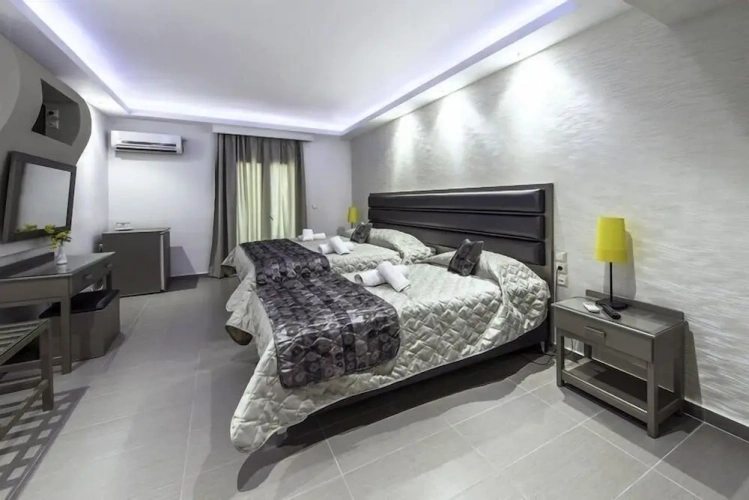 Superior Triple room with balcony