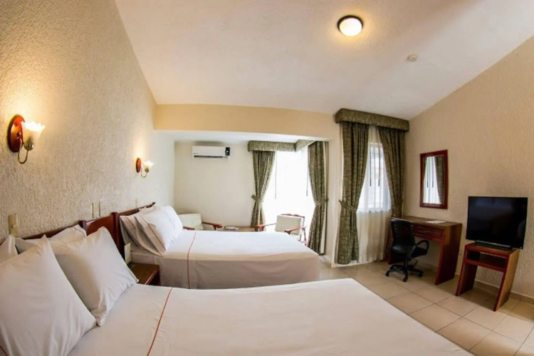 Hotel Estancia Business Class
