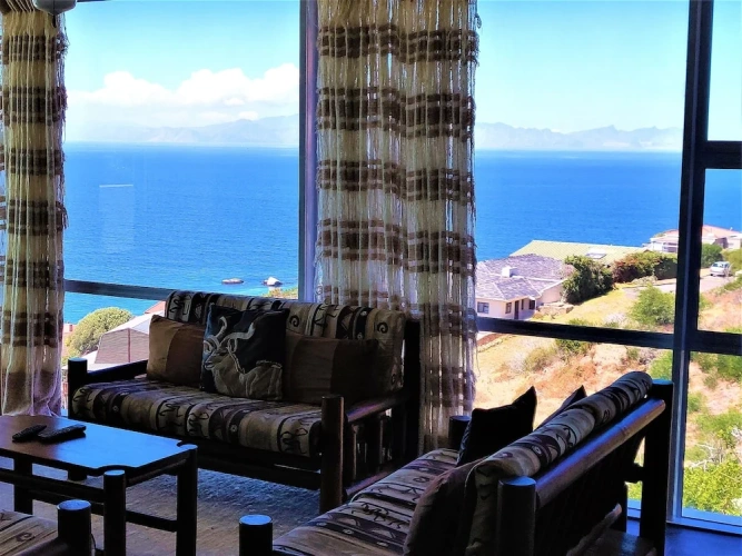 1 Bedroom Apartment with sea view