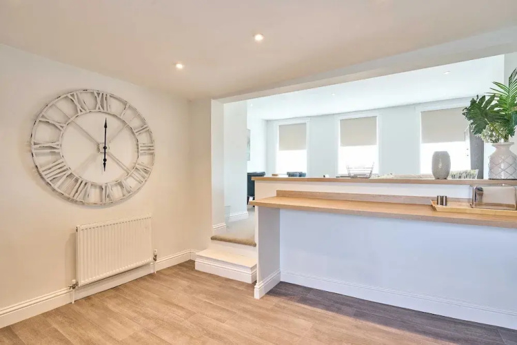 Host Stay Albert House