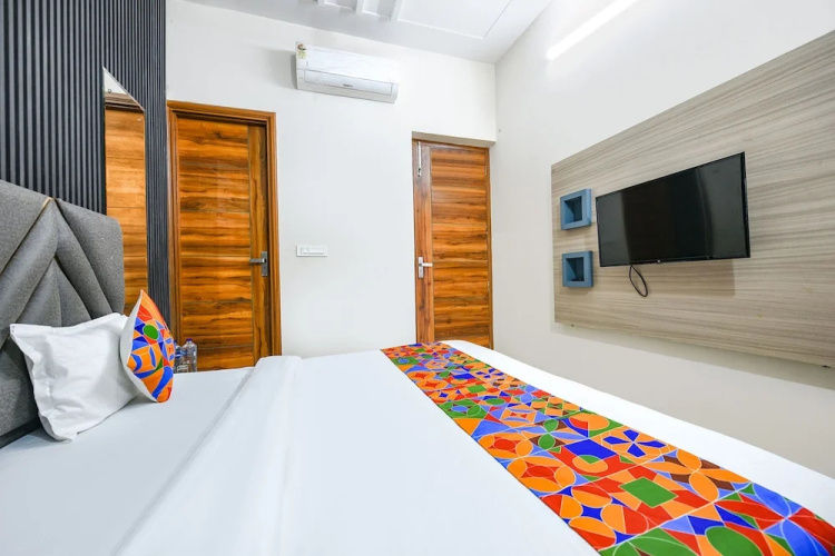 Fabhotel K9 Stay