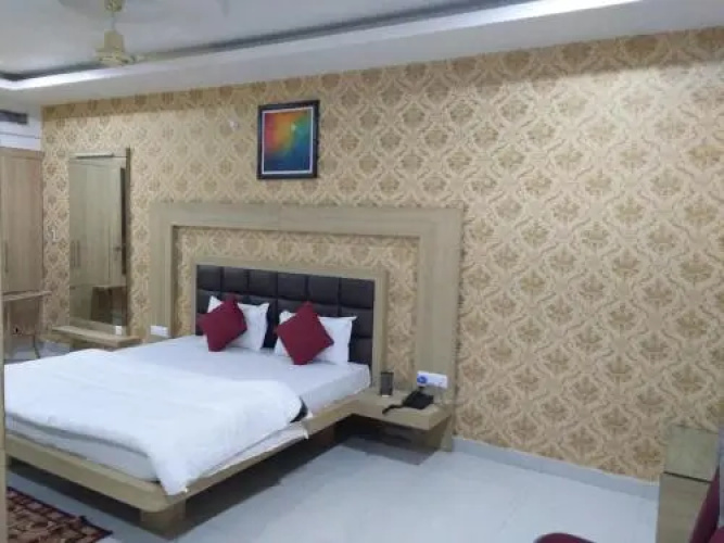Hotel Royal Palace - Sagar