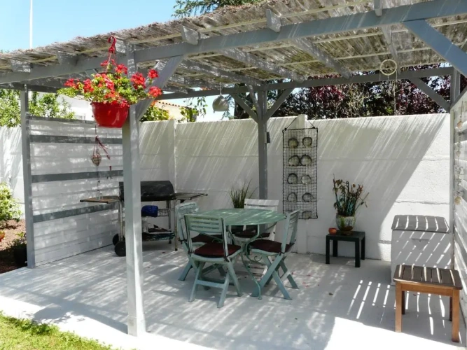 3 Bedrooms Cottage