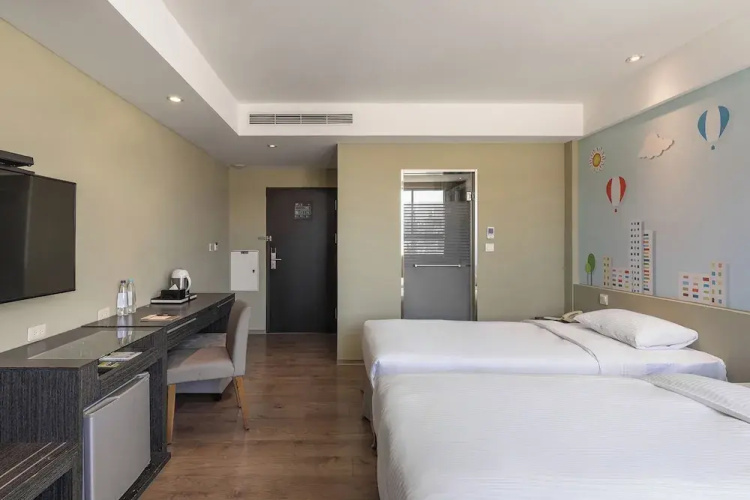 River inn ZihLi