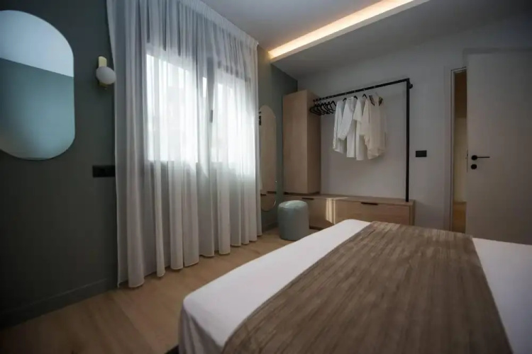 Arvacay Luxury home