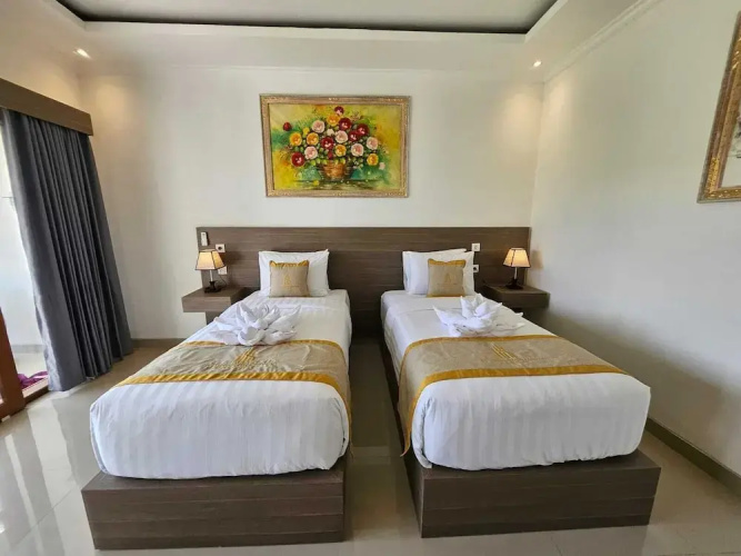 Kelingking Parama Resort